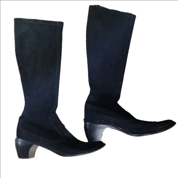 sWsWsWs Shoes - Black Heeled Ankle Boots with Chelsea Design